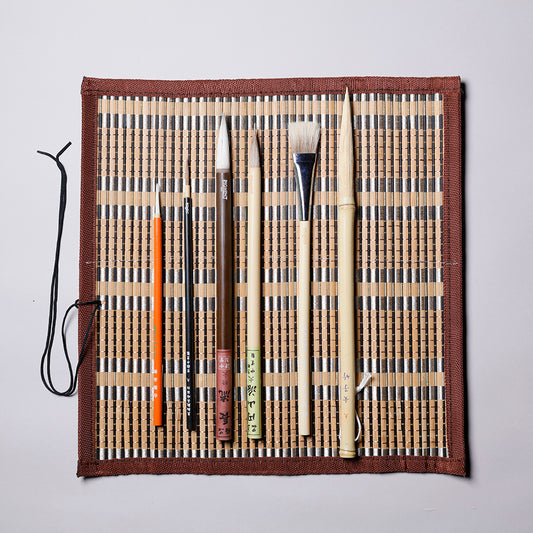 Woven Paintbrush Roll with a Pocket