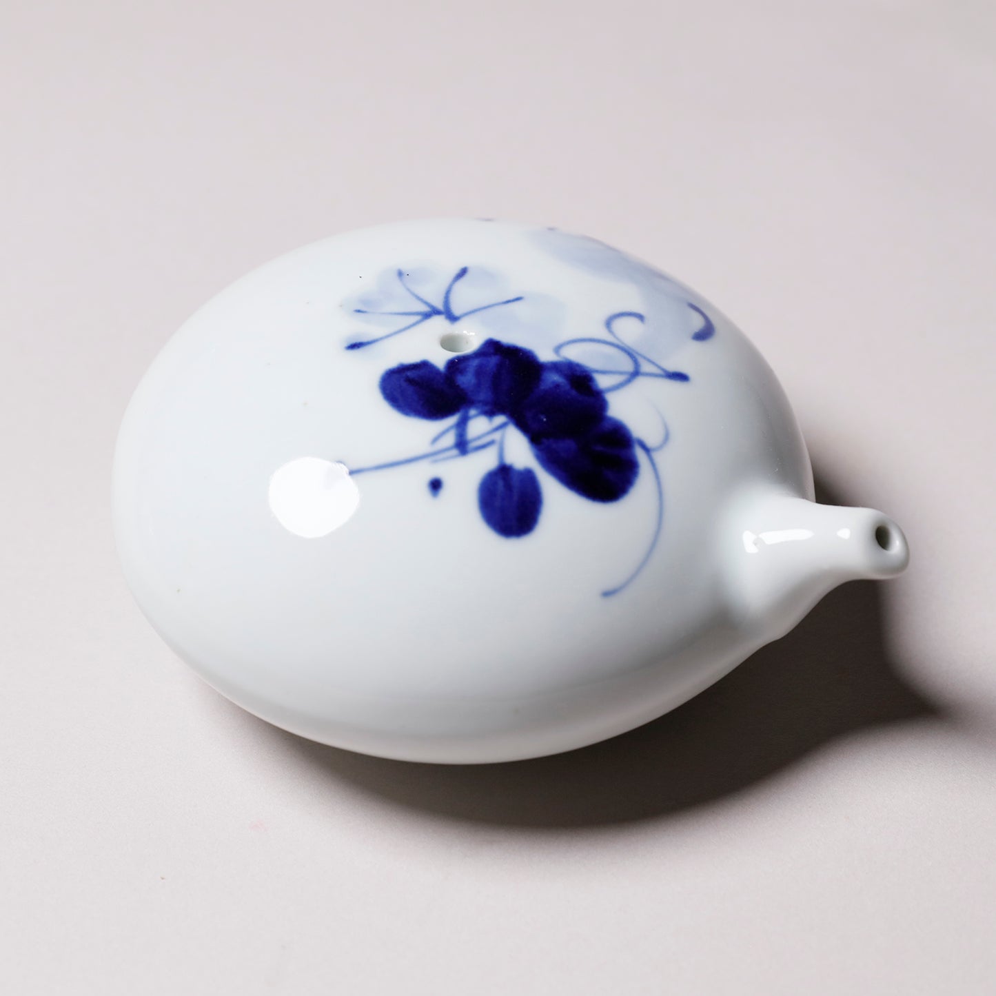 Water Dropper Round / blue flower